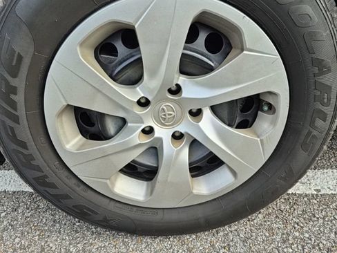 Used 2020 Toyota RAV4 LE w/ All Weather Liner Package FWD image 7