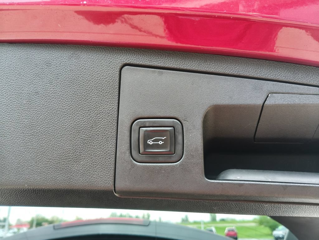 Used 2019 Cadillac XT4 Sport AWD/4WD image 23