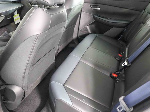 New 2026 Nissan Leaf SV+ w/ Floor Mat Package (SV+) image 21