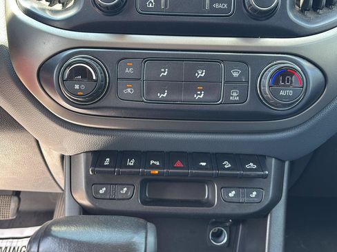 Used 2021 Chevrolet Colorado Z71 w/ LPO, Tonneau and Step Package AWD/4WD image 19