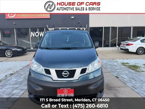 Used 2015 Nissan NV200 SV w/ Technology Package FWD image 2