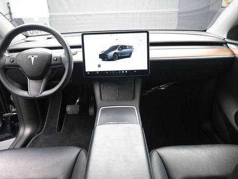 Used 2023 Tesla Model Y Long Range AWD/4WD image 9