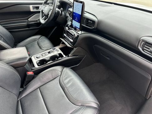 Used 2021 Ford Explorer ST w/ Equipment Group 401A AWD/4WD image 22