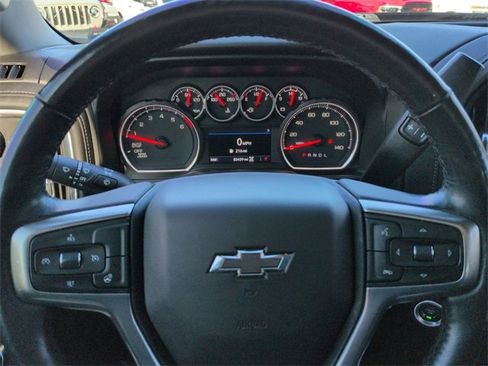 Used 2021 Chevrolet Silverado 1500 LT Trail Boss w/ Convenience Package II image 28