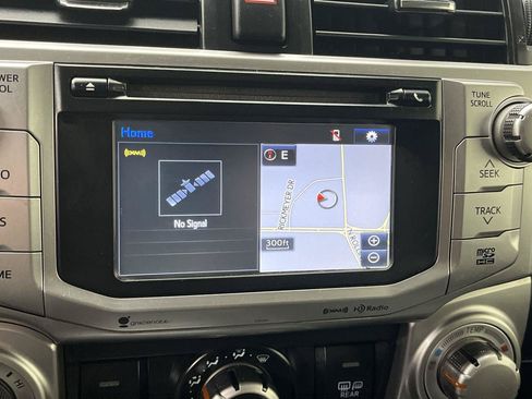 Used 2018 Toyota 4Runner SR5 Premium AWD/4WD image 20
