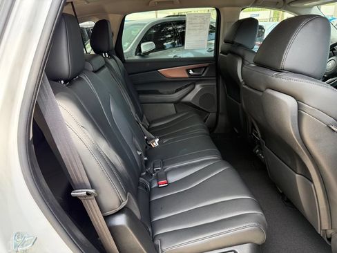 Used 2022 Acura MDX SH-AWD image 19