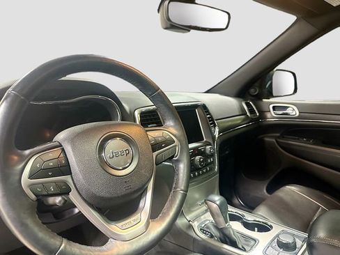 Used 2018 Jeep Grand Cherokee Limited w/ Luxury Group II image 11