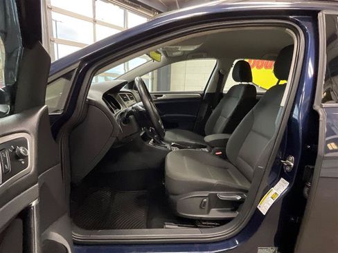Used 2016 Volkswagen Golf S FWD image 11