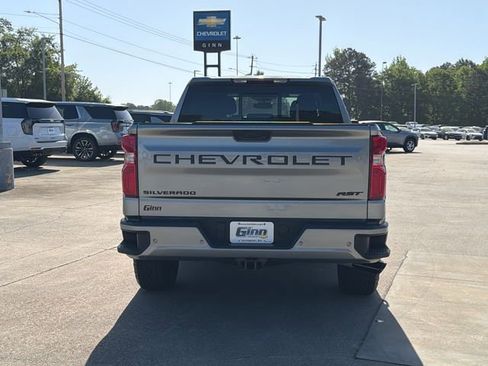 Used 2024 Chevrolet Silverado 1500 RST w/ Convenience Package II RWD image 6