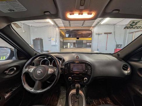 Used 2013 Nissan Juke SV AWD/4WD image 32