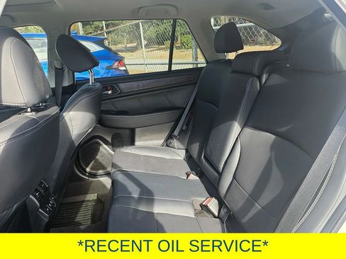 Used 2019 Subaru Outback 2.5i Limited w/ Popular Package #2 image 19