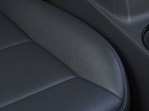 New 2026 Chevrolet Colorado LT image 21