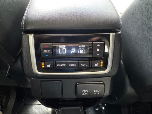 Used 2020 Subaru Ascent Limited w/ Popular Package #2A AWD/4WD image 31