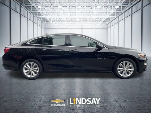 Used 2025 Chevrolet Malibu LT FWD image 9