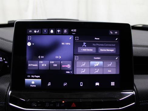 Used 2025 Jeep Compass Latitude w/ Sun & Sound Group image 17