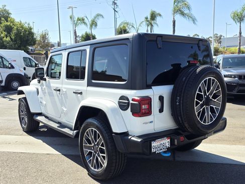 Certified 2023 Jeep Wrangler Unlimited Sahara AWD/4WD image 3