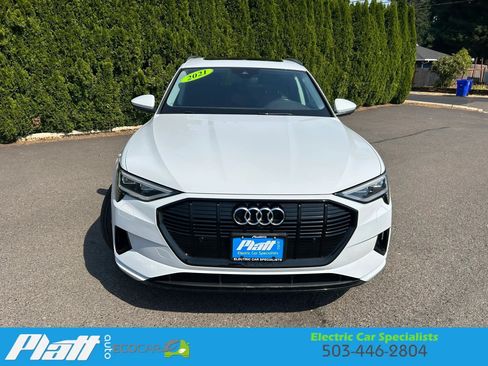 Used 2021 Audi e-tron Premium w/ Convenience Plus Package AWD/4WD image 12