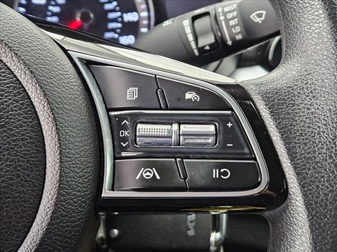 Used 2023 Kia Forte LXS w/ LXS Technology Package FWD image 25