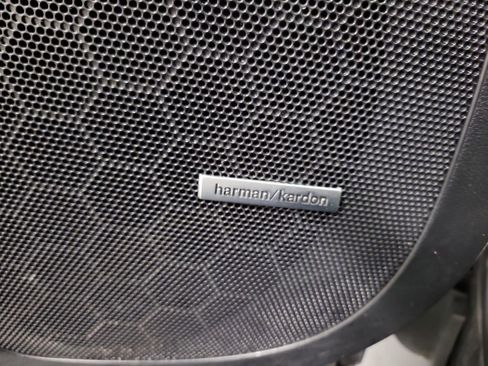 Used 2022 Subaru Ascent Touring image 19