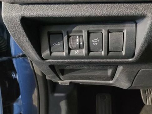Certified 2024 Subaru Outback Limited AWD/4WD image 19