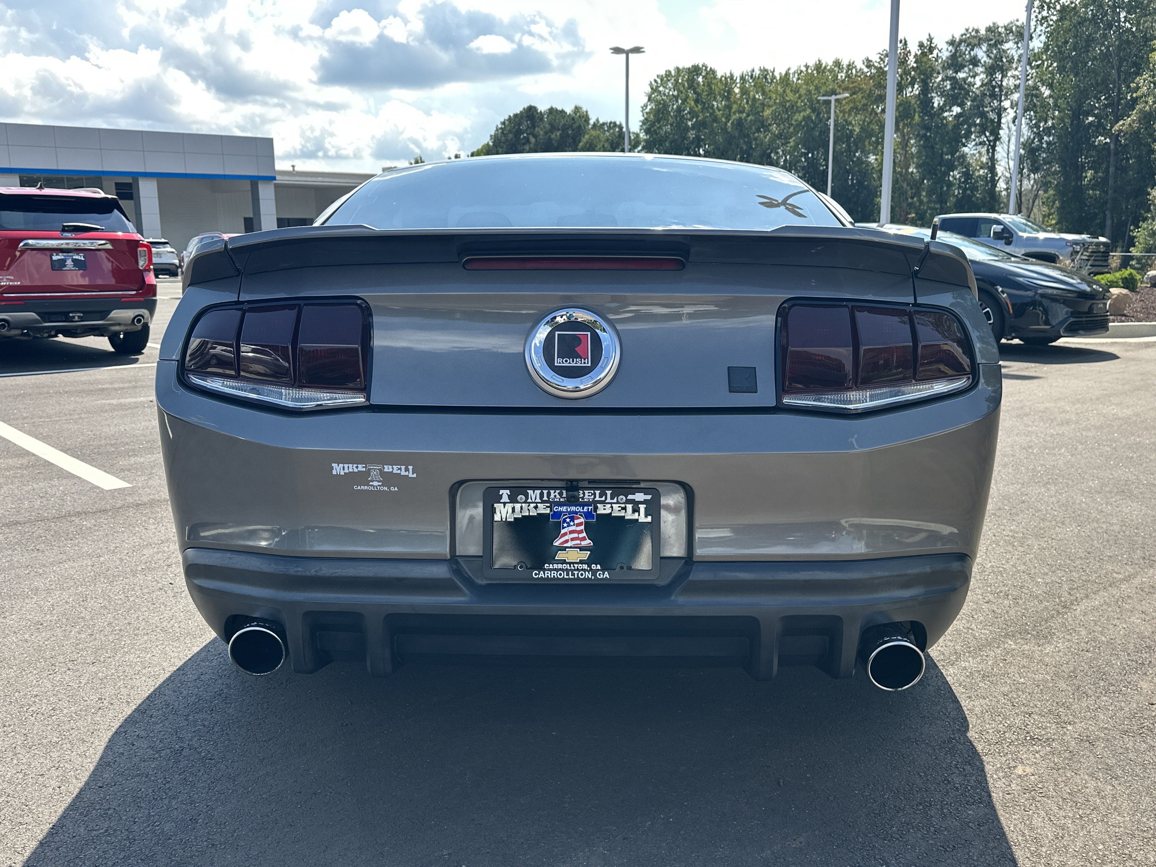Used 2010 Ford Mustang GT RWD image 7