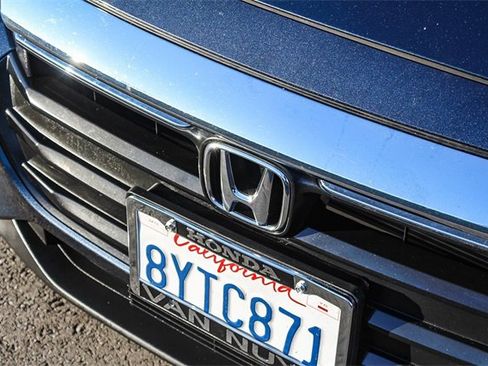 Used 2019 Honda Insight EX image 17