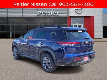 New 2026 Nissan Pathfinder SV