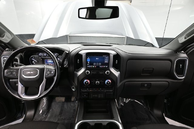 Used 2021 GMC Sierra 1500 Elevation w/ Preferred Package AWD/4WD image 19