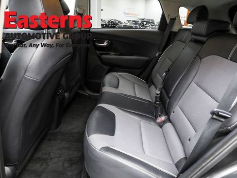 Used 2022 Kia Niro EX w/ Cold Weather Package image 21