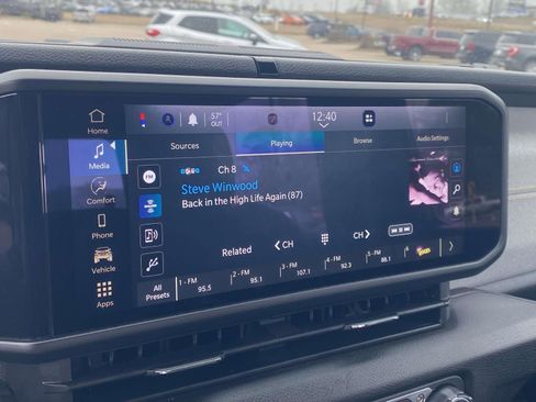 Used 2025 Jeep Wrangler Sport image 16