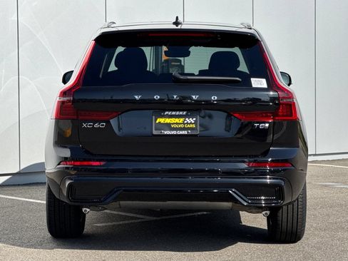 New 2026 Volvo XC60 T8 Core AWD/4WD image 4