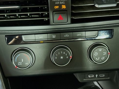 Used 2024 Volkswagen Jetta S FWD image 17