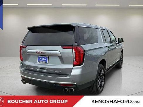 Used 2023 GMC Yukon XL Denali w/ Denali Reserve Package AWD/4WD image 5