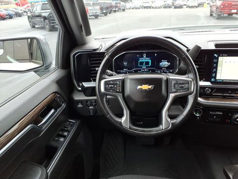 Used 2022 Chevrolet Silverado 1500 LT w/ All Star Edition Plus image 21