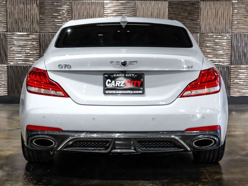 Used 2020 Genesis G70 3.3T w/ Elite Package RWD image 9