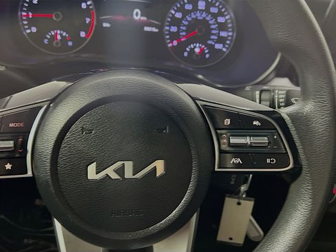 Used 2024 Kia Forte LXS image 20