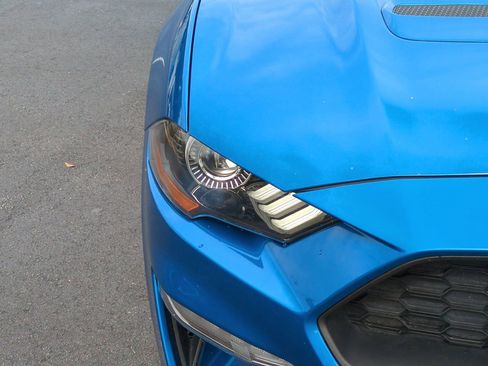 Certified 2021 Ford Mustang Coupe image 10