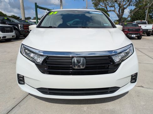 Used 2023 Honda Odyssey Elite image 8