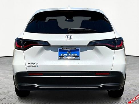 New 2026 Honda HR-V LX image 4