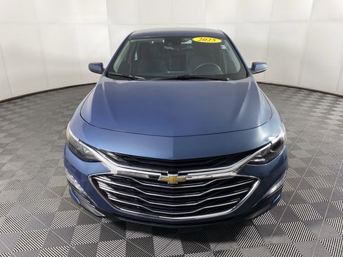 Used 2025 Chevrolet Malibu LT image 12