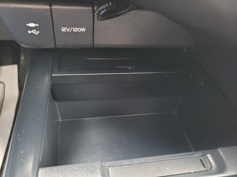 Used 2018 Toyota Camry XSE image 33