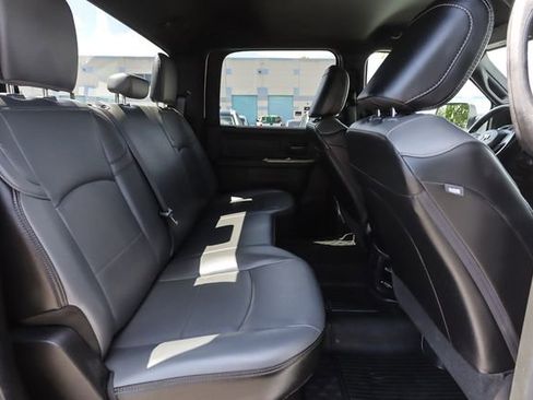 Used 2022 RAM 3500 Tradesman w/ Chrome Appearance Group AWD/4WD image 59