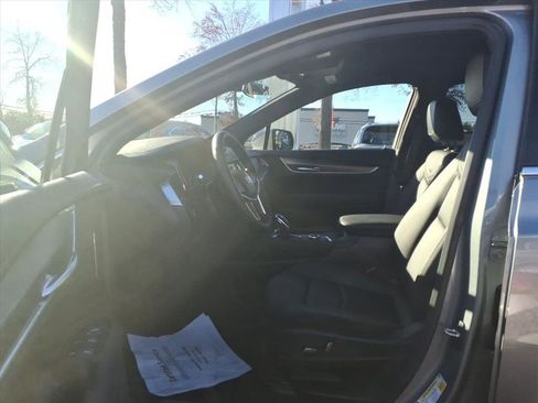 Certified 2024 Cadillac XT5 Luxury image 12