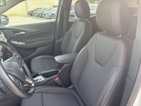 Used 2026 Buick Encore GX Preferred AWD/4WD image 35