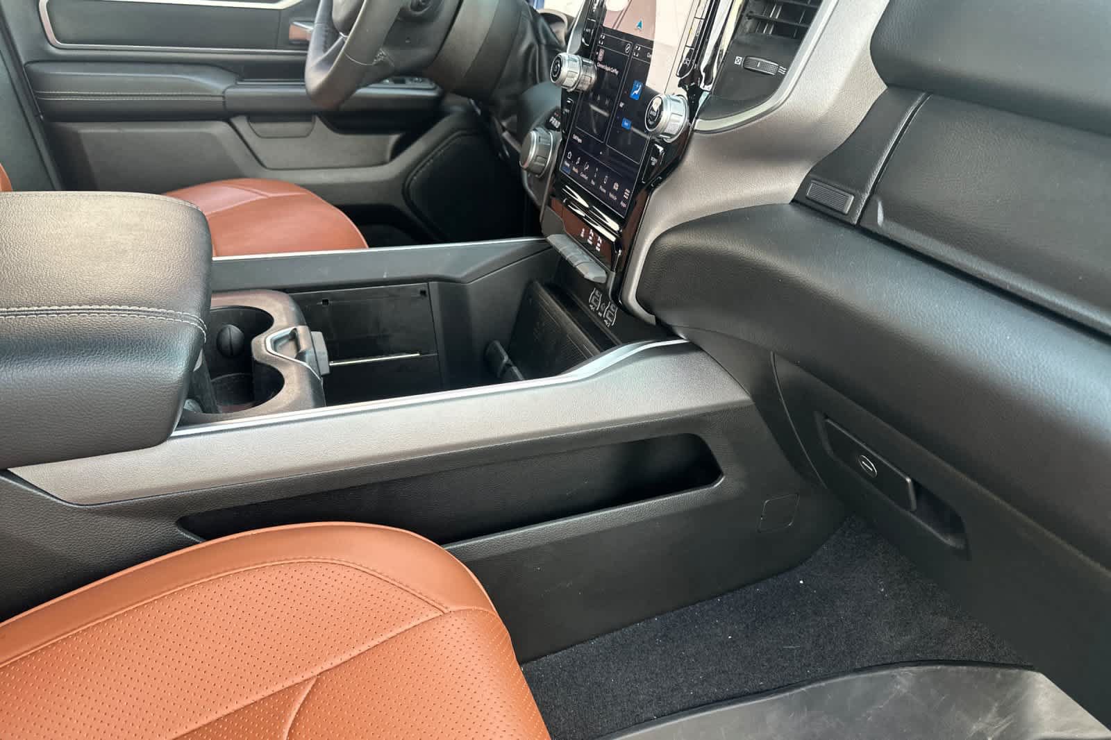 Used 2025 RAM 1500 Big Horn RWD image 17