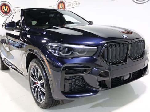Used 2022 BMW X6 M50i image 24