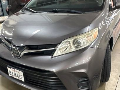 Used 2019 Toyota Sienna LE