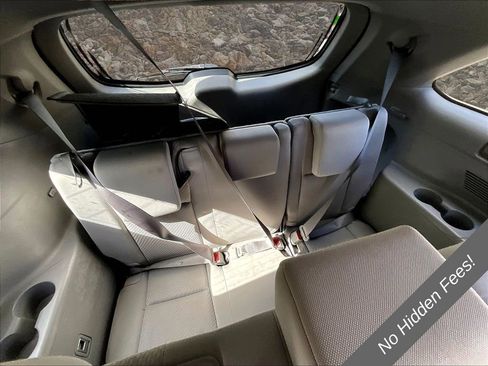Used 2018 Toyota Highlander LE AWD/4WD image 22