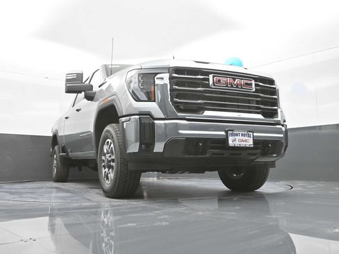 New 2026 GMC Sierra 2500 SLT AWD/4WD image 31