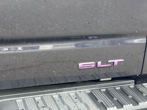 Used 2022 GMC Sierra 1500 SLT w/ SLT Premium Package image 7